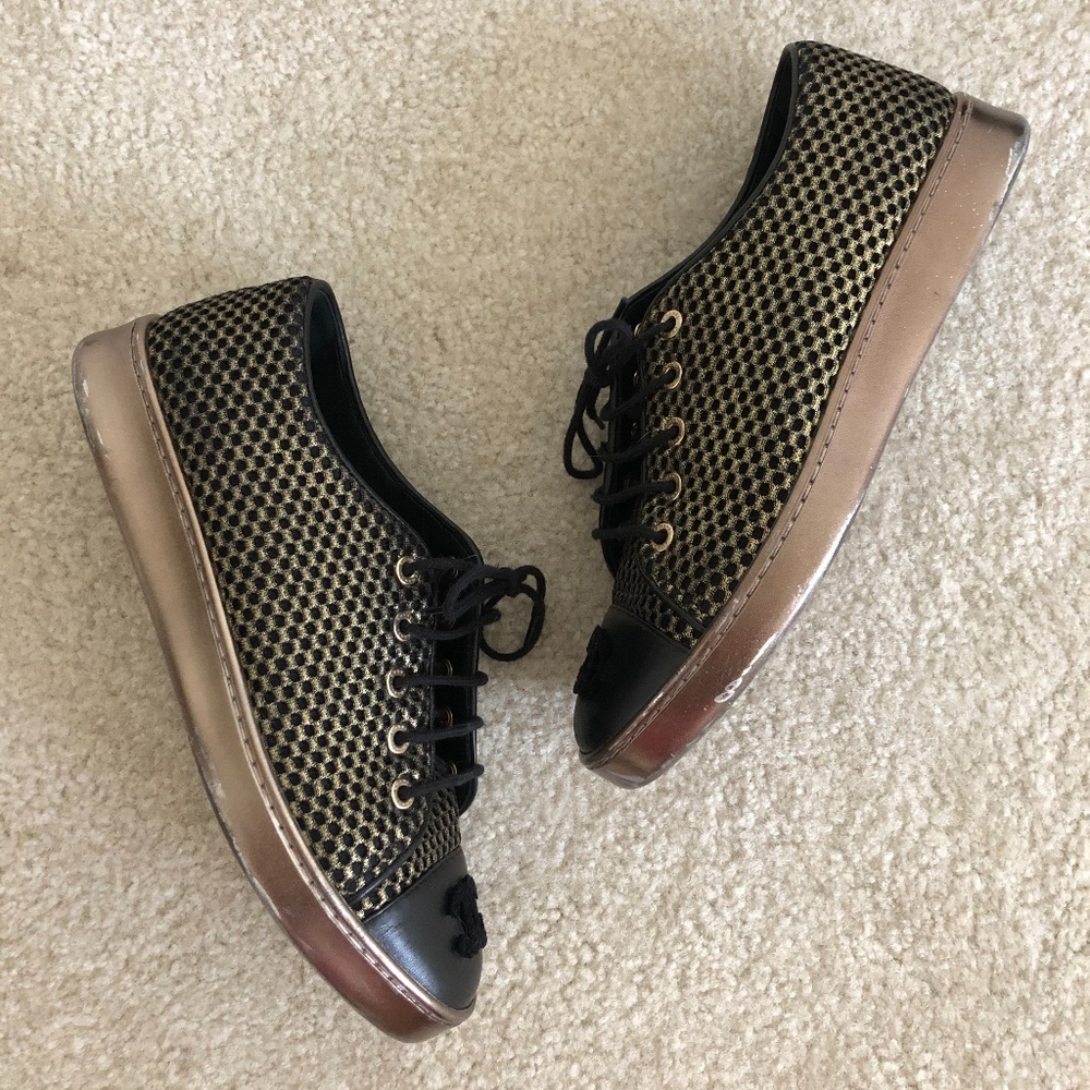 CHANEL Sneakers - 36.5